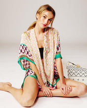 Load image into Gallery viewer, Beige &amp; green silky kimono